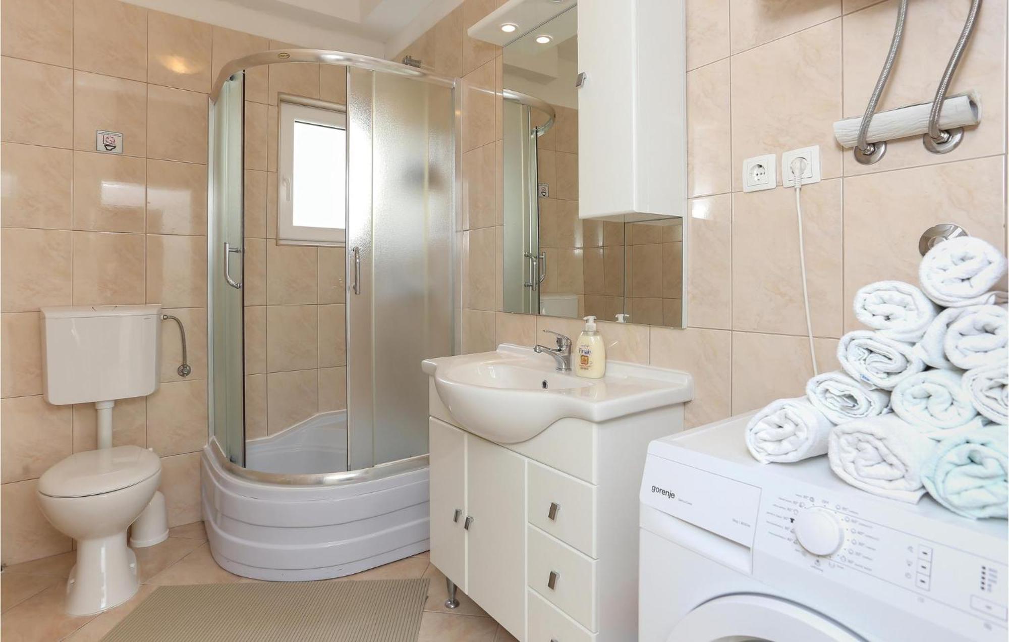 Stunning Apartment In Kastel Stari With Wifi Kaštela 外观 照片