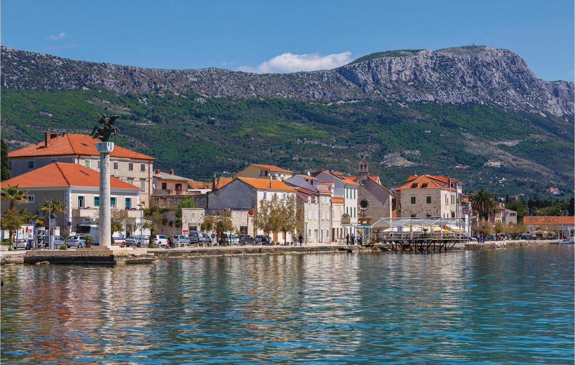 Stunning Apartment In Kastel Stari With Wifi Kaštela 外观 照片